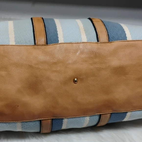 SALE! Auth Gucci Blue & White Striped Leather Trim Travel/Duffle Bag W Strap - Picture 7 of 16